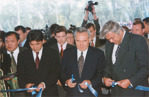 Minister of Oil and Gas N. Balgimbayev, President of Kazakhstan N. Nazarbayev, Head of ITE Central Asia E. Stroon opening exhibition