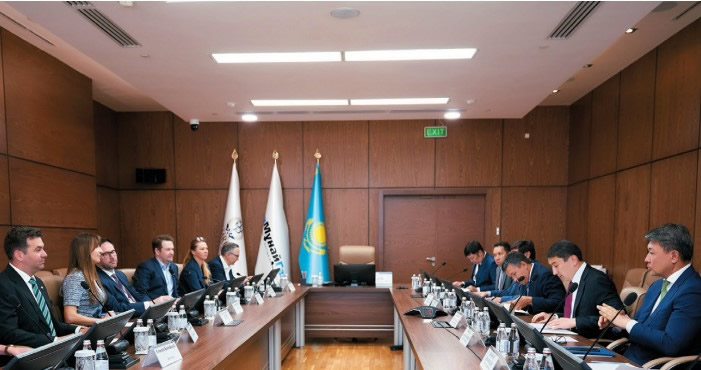 Delegation of Orlen during talks in Kazakhstan (Twitter D.Obajtek)