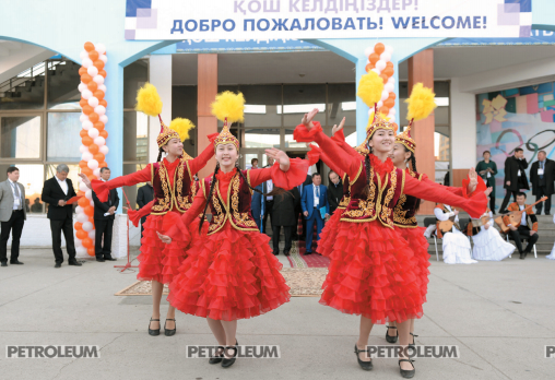 Две выставки на одной площадке