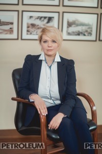 Yelena Manayenko, Senior Associate, AEQUITA Law Firm