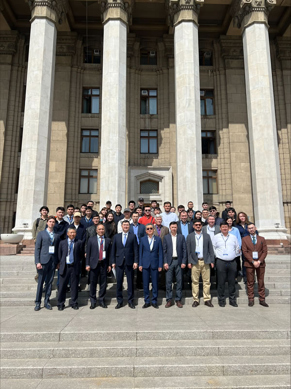 Молодые специалисты обсудили перспективы энергетической отрасли в 2024 году в Алматы